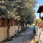 Magic Maisonette 250m From The
