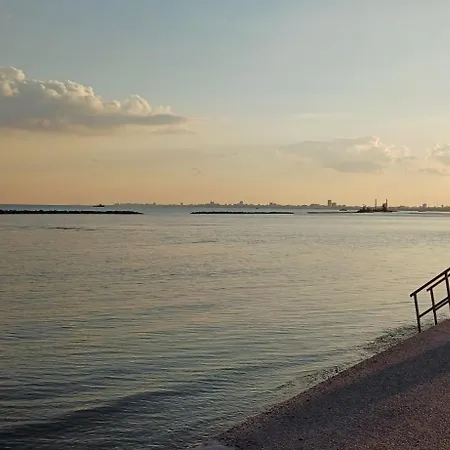 Appartement Magic Maisonette 250m From The Larnaca