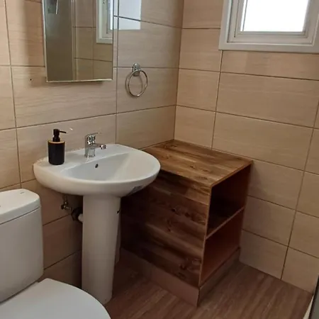 Magic Maisonette 250m From The *