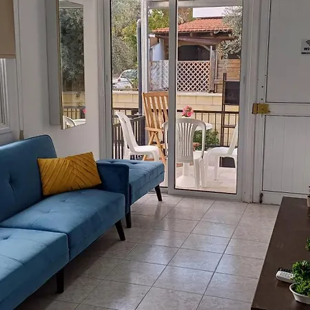Magic Maisonette 250m From The Apartment *
