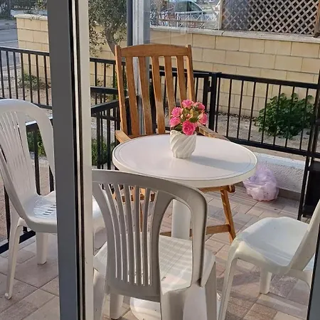 Magic Maisonette 250m From The *