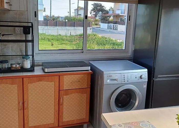 Magic Maisonette 250m From The Appartement Larnaca