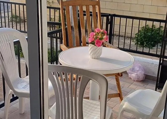 Magic Maisonette 250m From The *